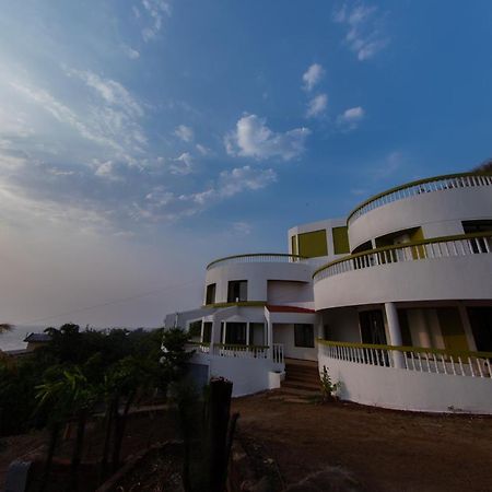 Villa Infinity By The Sea Murud  Extérieur photo