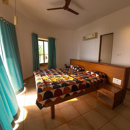 Villa Infinity By The Sea Murud  Extérieur photo
