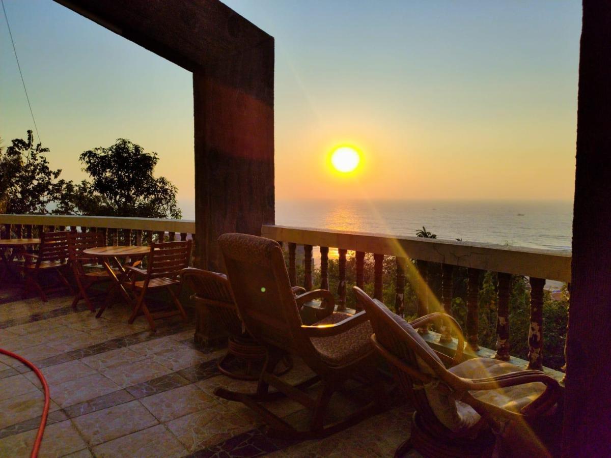 Villa Infinity By The Sea Murud  Extérieur photo