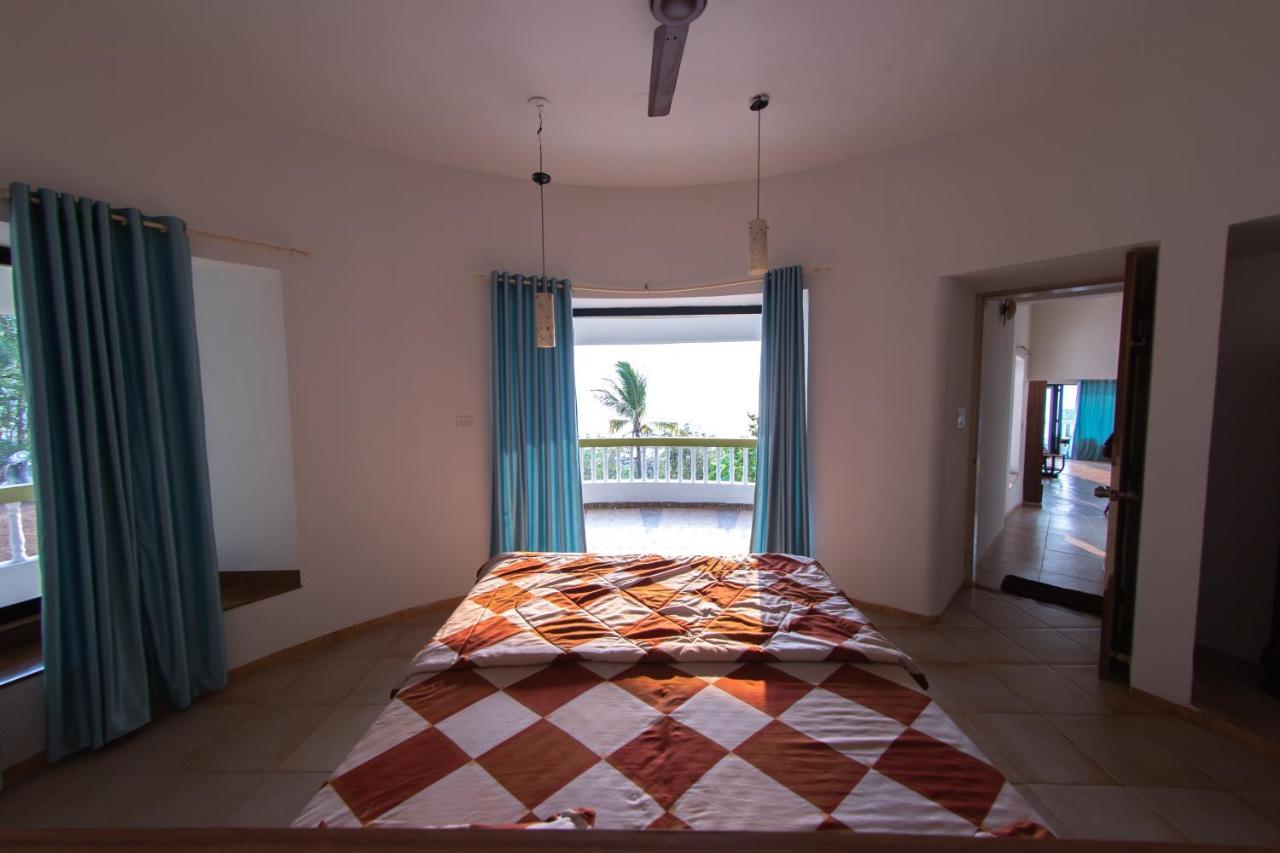 Villa Infinity By The Sea Murud  Extérieur photo