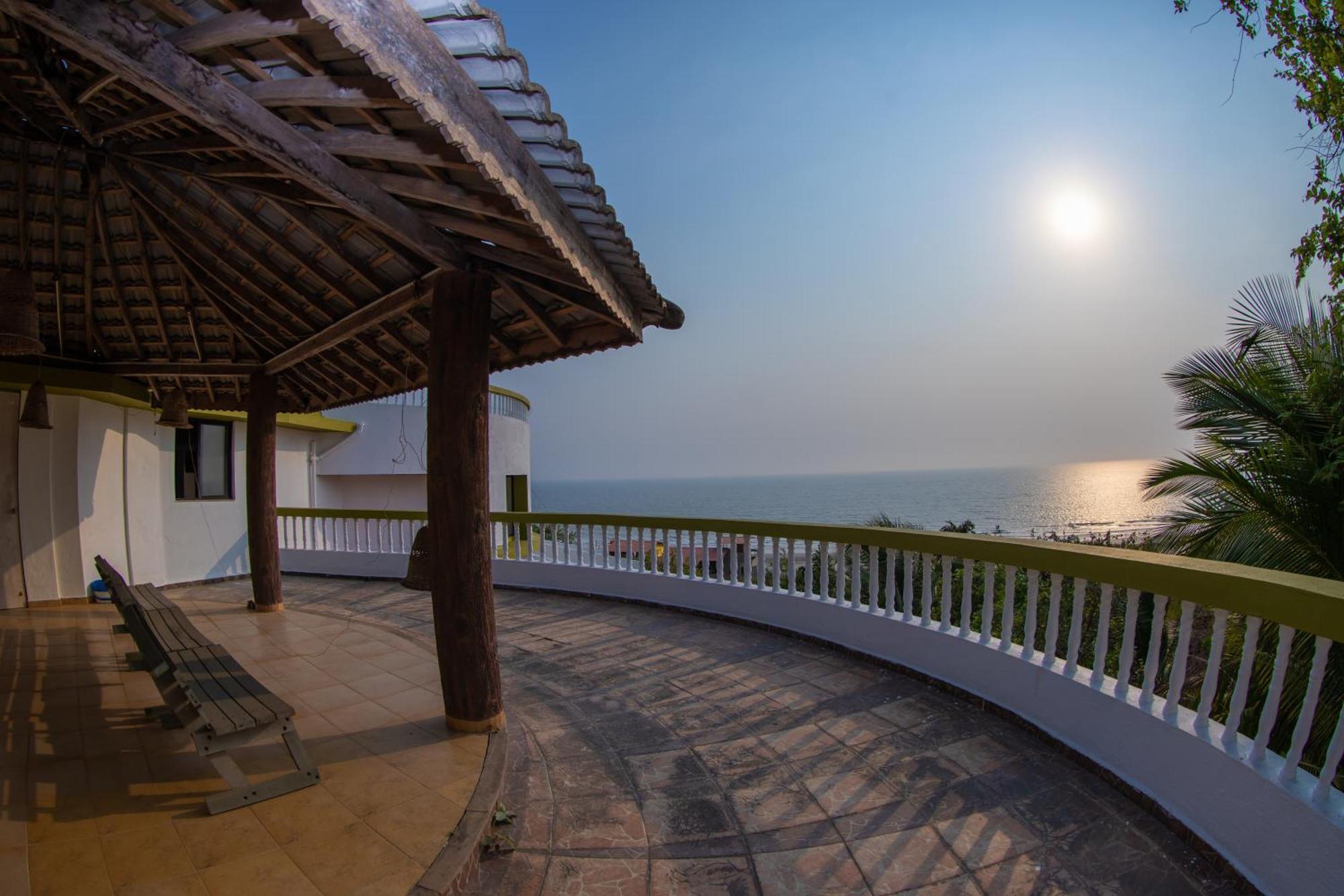 Villa Infinity By The Sea Murud  Extérieur photo